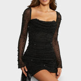 Sónia - Mini kleita ar spīdumu un izgriezumu