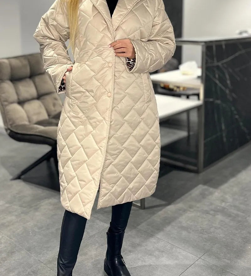 Margarida Lisboa™ - Vidēja Garuma Apgriežams Siltināts Mētelis ar Leoparda Oderi